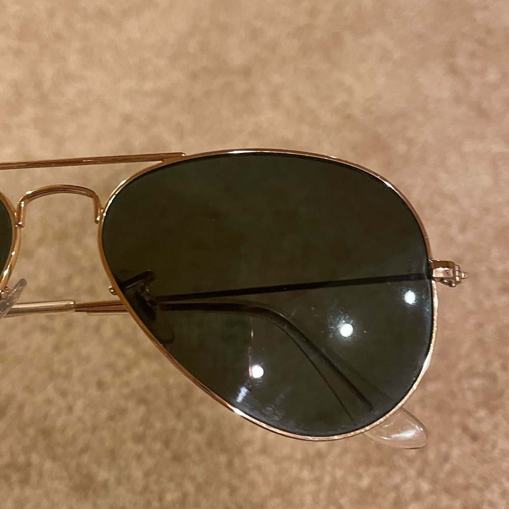 Ray-Ban Gold Aviator Sunglasses - Picture 7 of 16